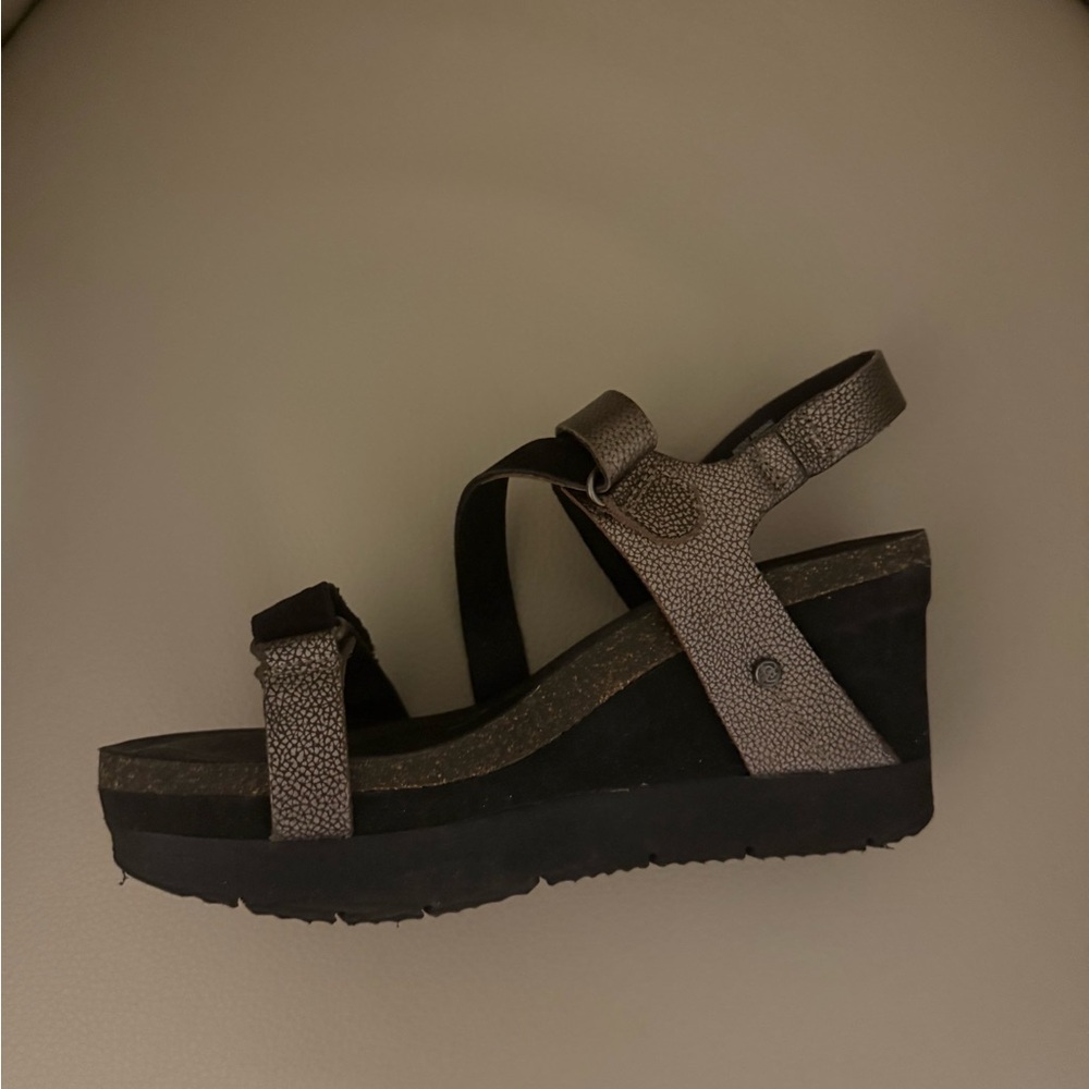 OTBT Black and Brown Wedge Shoes with Chunky Sole